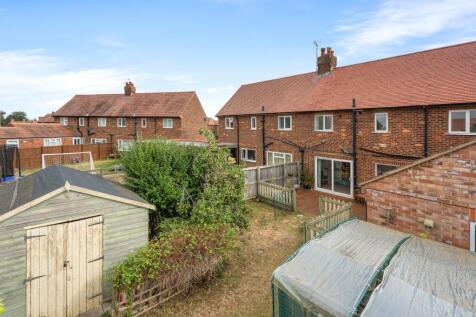 25 Howe Road-23.jpg
