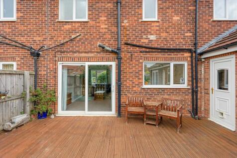 25 Howe Road-25.jpg