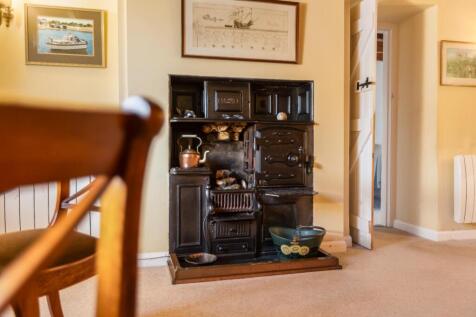 Swallows Cottage Dining Hall-3.jpg