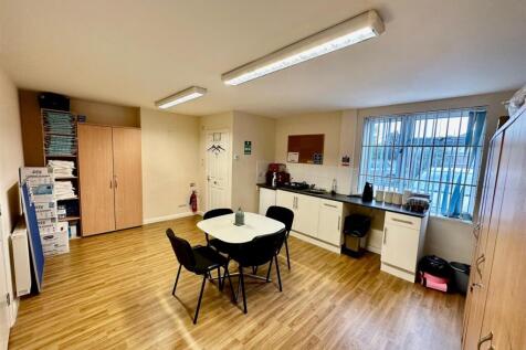 REAR ROOMS.jpg
