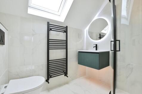 Master En-Suite