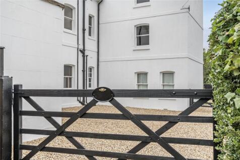 Gated Driveway
