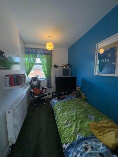 Photograph 3