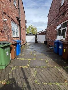 Photograph 32