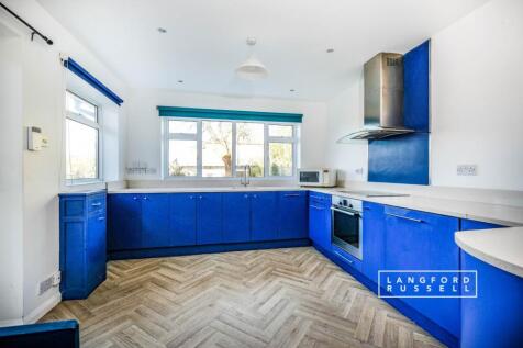 747f0d00-37ca-f01...