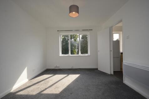 Living Room (2)