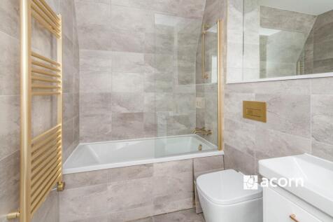 ca853b76-559d-f01...