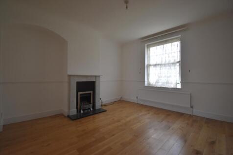 LIVING ROOM 117