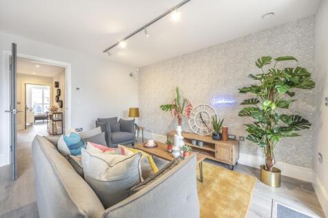 Lounge 1