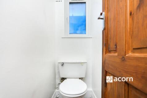 27496f74-c3c6-f01...