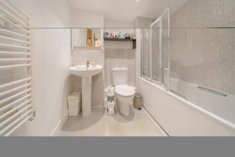 1360330-6-68d8068...