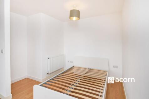 06fe9c42-c4b4-f01...