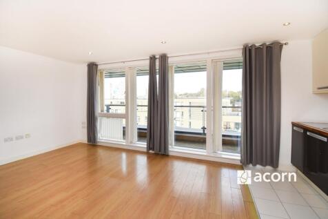 fefd9c42-c4b4-f01...