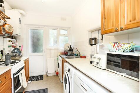 75e566f2-00c6-f01...