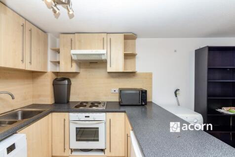 39484383-03d1-f01...