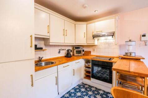 Kitchen (2)