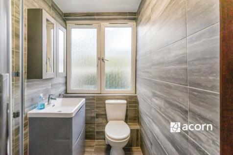 Upstairs Bathroom
