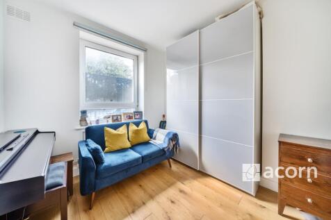 Bedroom 2 (2)