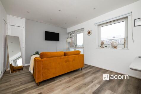 Living Room (4)