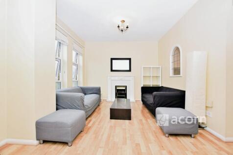 Living Room (2)