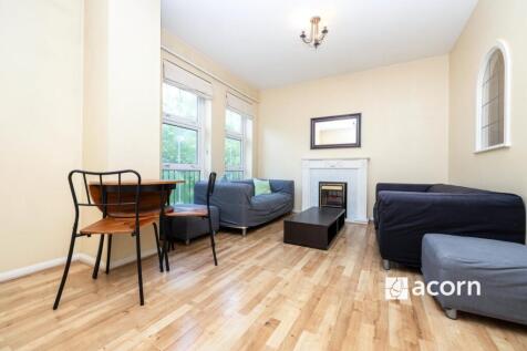 Living Room (3)