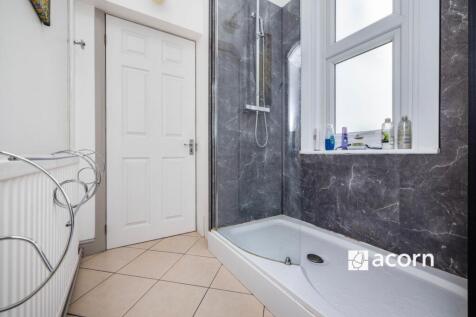 Bathroom (3)