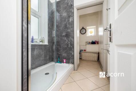Bathroom (2)