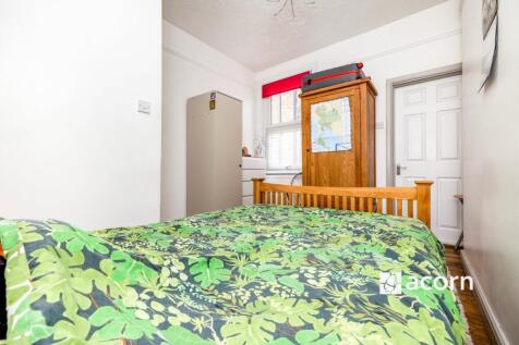 Bedroom (2)