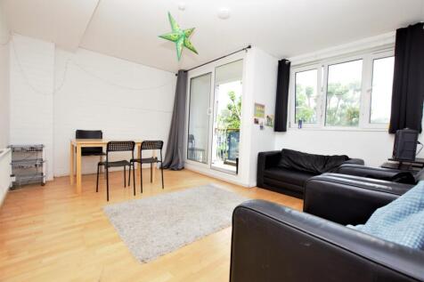 Living Room (2)