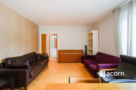 Living Room (3)