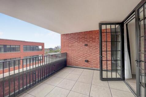 Balcony (2)