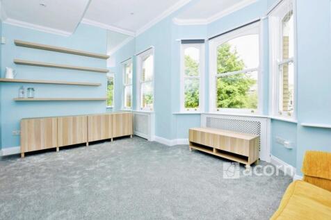 Living Room (3)