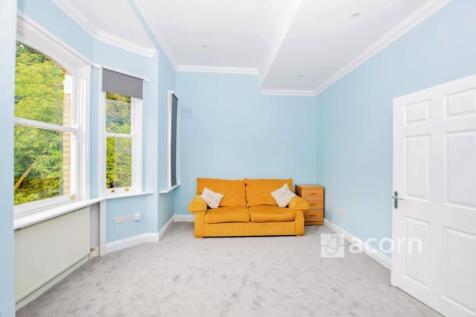 Living Room (2)