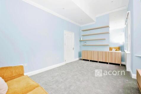 Living Room (4)