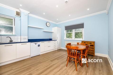 Kitchen (Dining A...