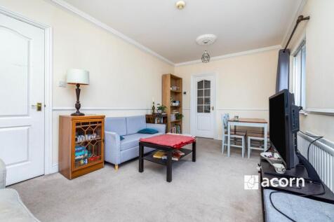 Living Room (3)