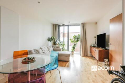 Living Room (4)