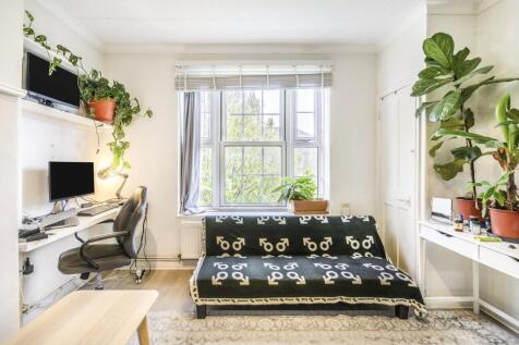 Living Room (4)
