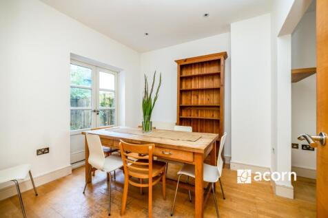 Dining Room (2)