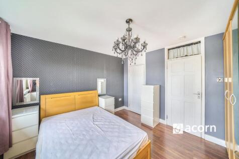 Bedroom 1 (3)