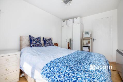 Bedroom (2)