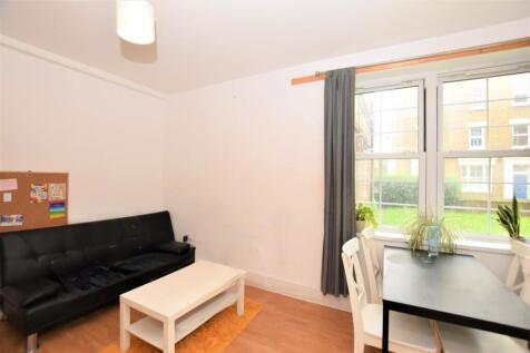 Living Room (4)