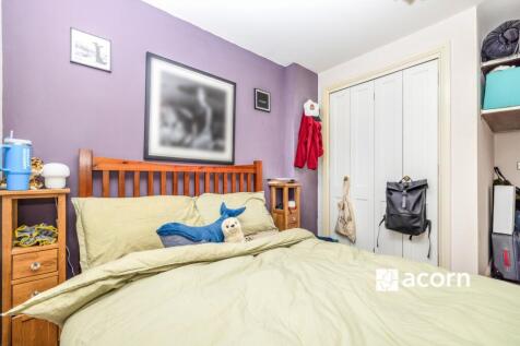 Bedroom (2)