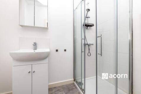 En-suite (2)