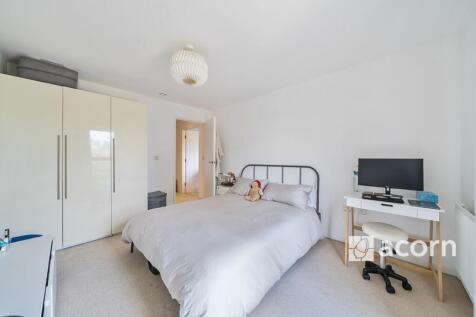 Bedroom (4)