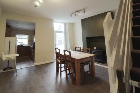 Sitting/Dining Room