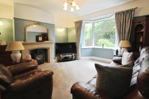 Sitting/Living Room