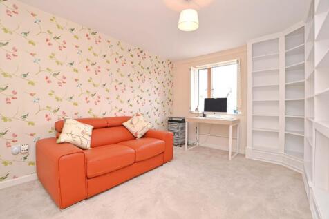 3af37e1d-bedroom2