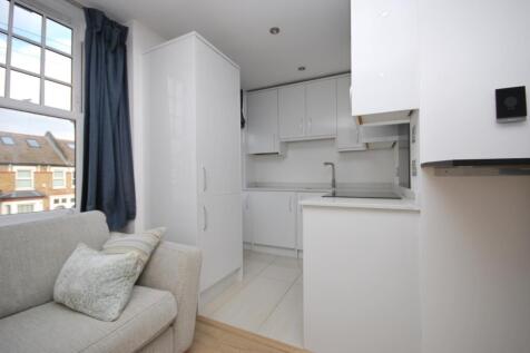 Reception/Kitchen 