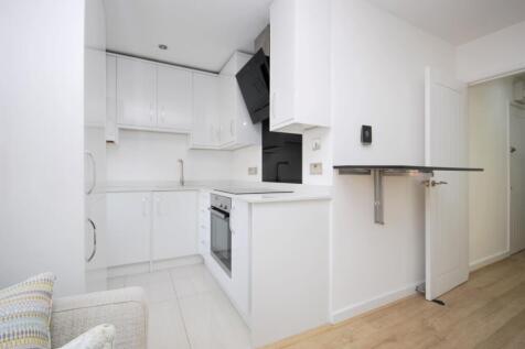 Reception/Kitchen 